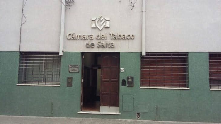 Dos cigarreras fueron intimadas por presuntas deudas con el Fondo Especial del Tabaco