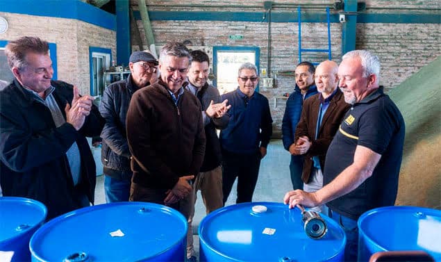 El aceite de palo santo chaqueño conquista Europa con una producción sustentable