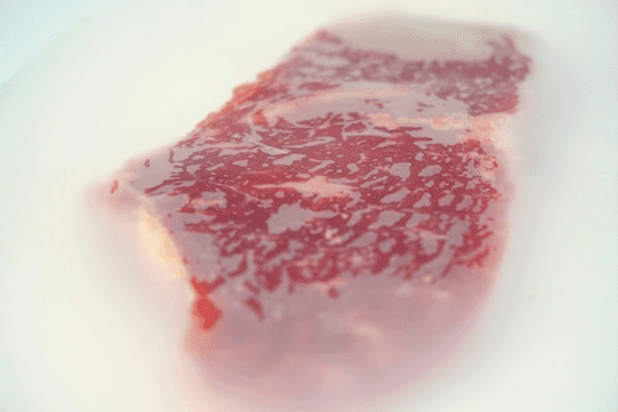 Innovación en la industria cárnica: desarrollan un film biodegradable para conservar la carne vacuna